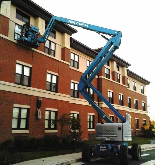 Government Contract Manlift Window Cleaning